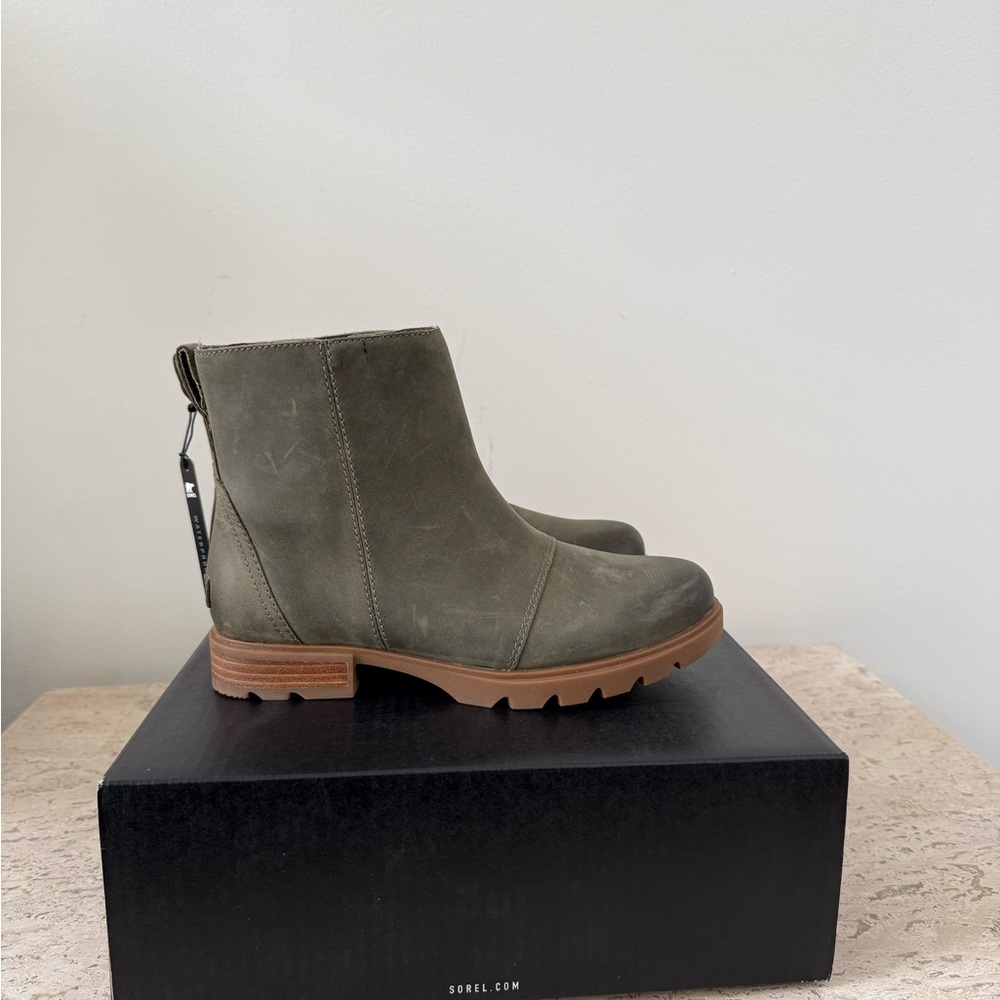 SOREL® Emelie III Zip WP Boots - Picture 6 of 16